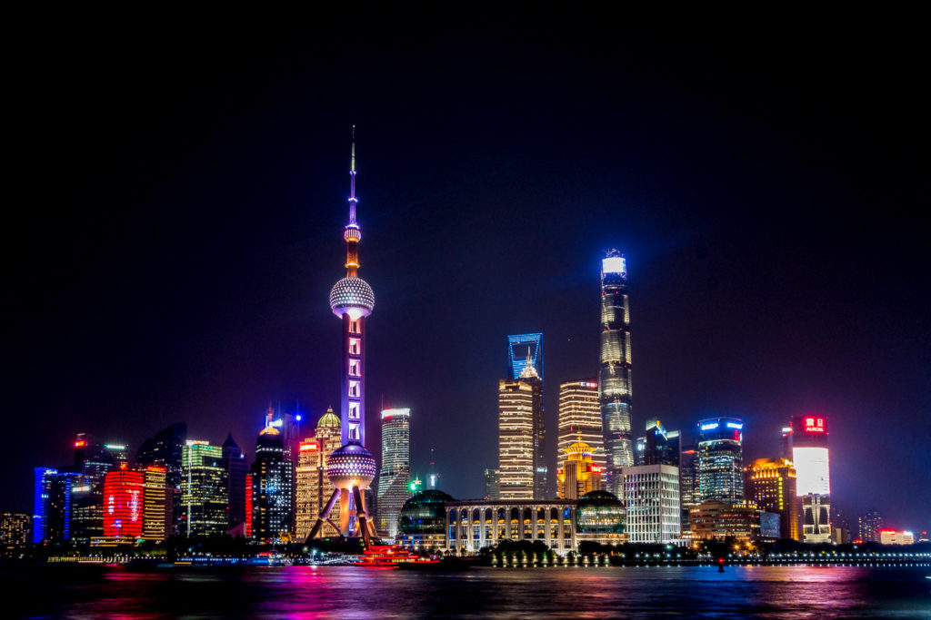 Shanghai Skyline bei Nacht